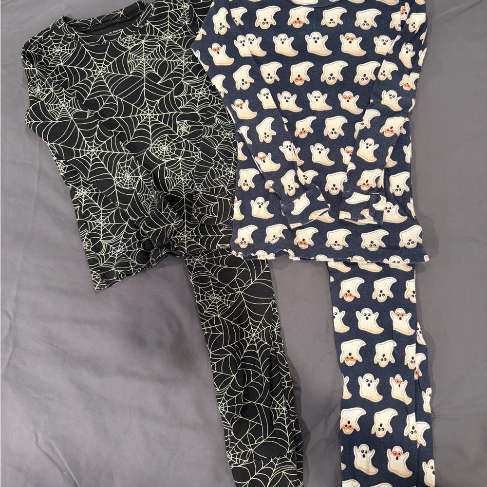 Gap and Old Navy Halloween Pajamas Size 5 – Spiderweb & Ghost